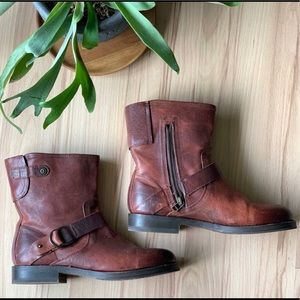 Olukai Nahuku Harness Boots